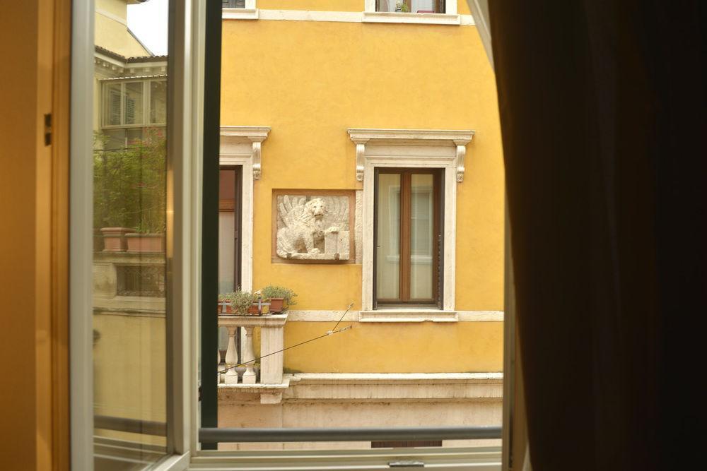All'Opera Prima Verona Exteriér fotografie